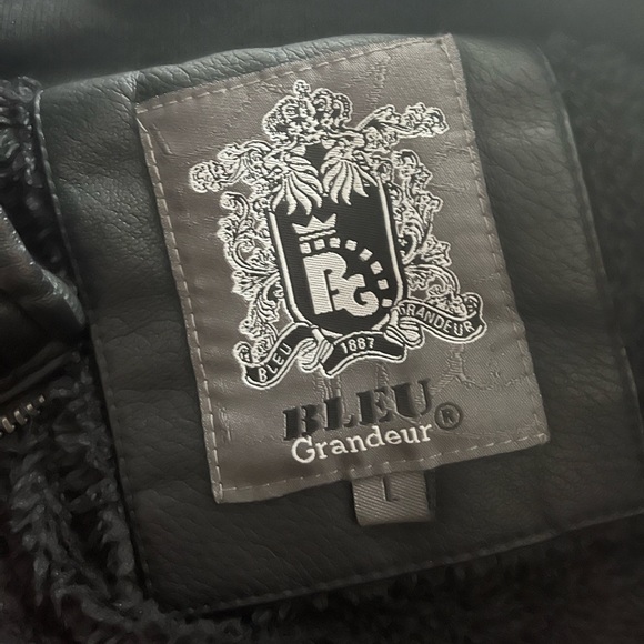 Men jacket - Picture 4 of 8